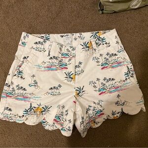 Crown & Ivy White Tropical Print High Waist Shorts